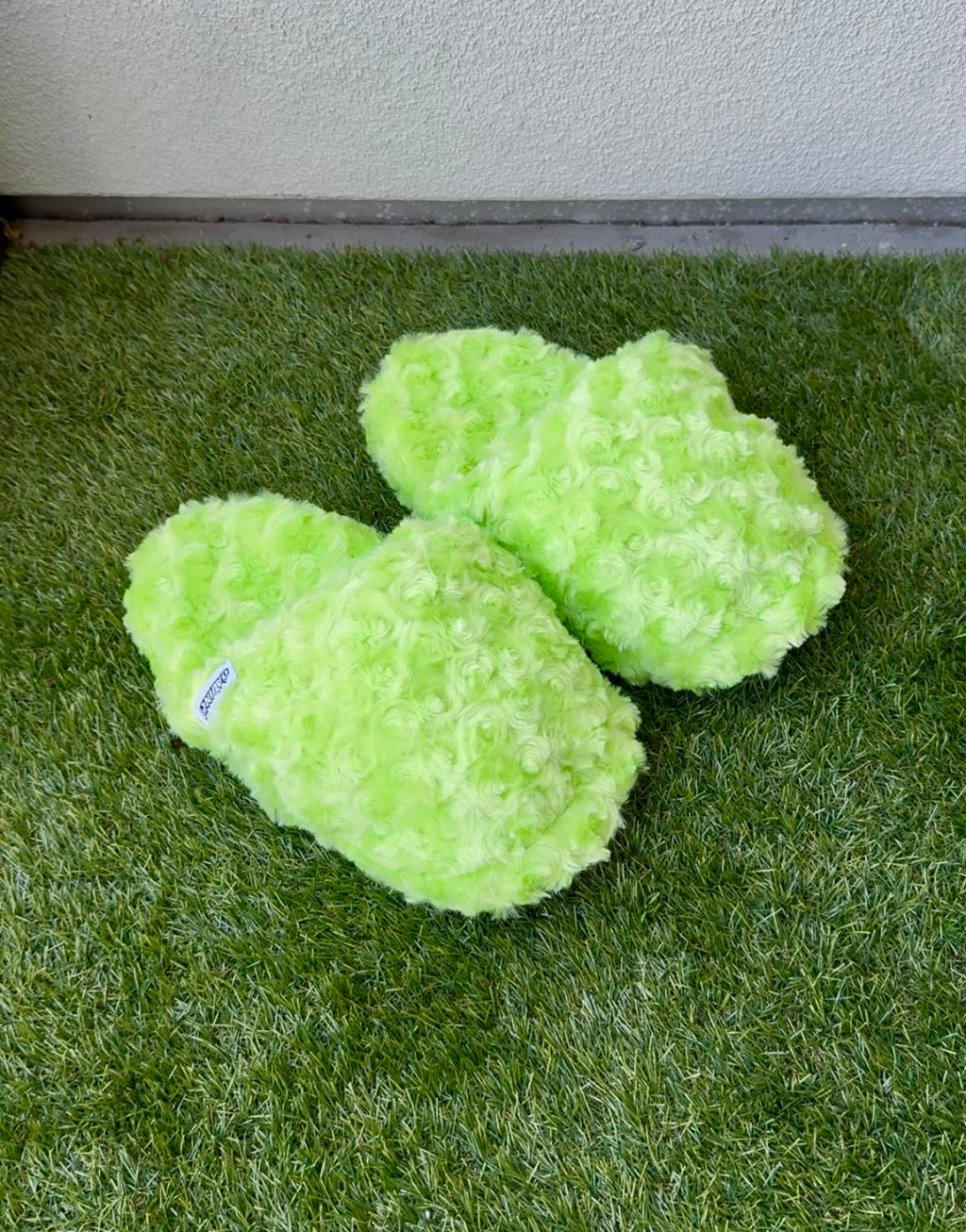 Davinci Slippers Fuzzys