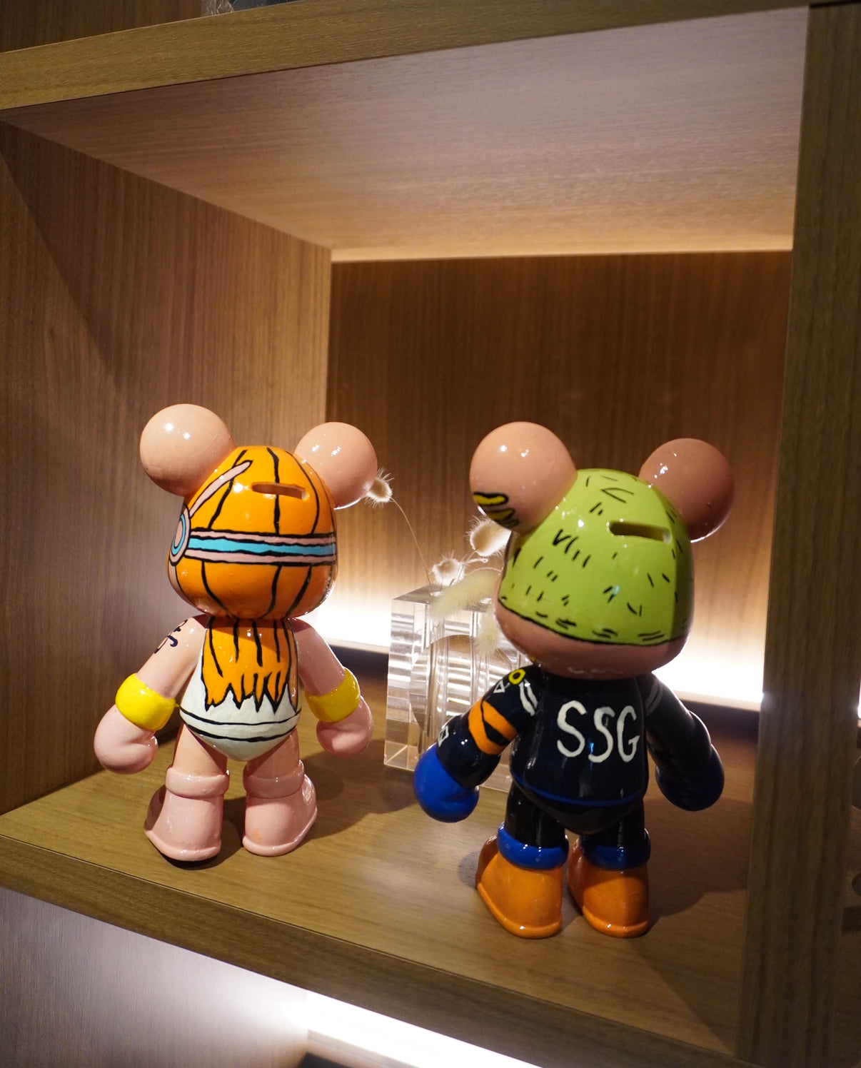 Deadvici Coin Holders